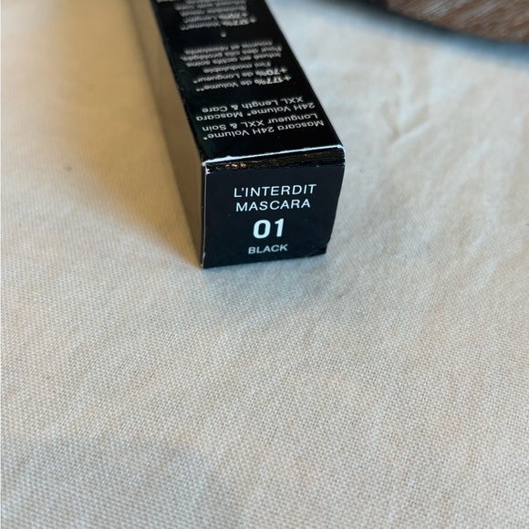 Givenchy Mascara in Black • Long Lasting Luxury Mascara • NEW • Volumizing - Picture 3 of 4